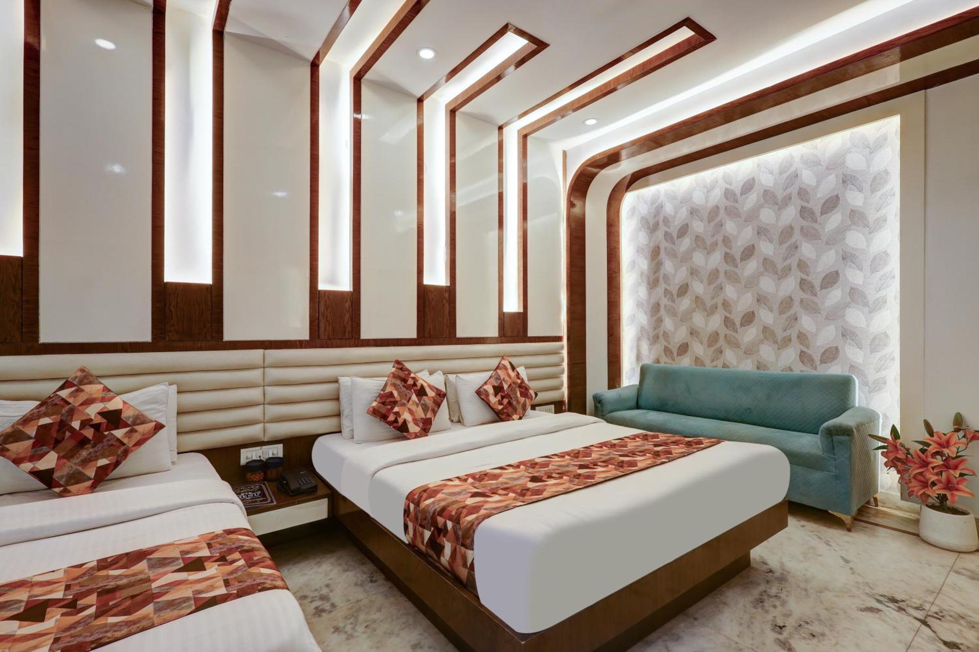 The Hindustan International - Traveller's Choice Award 2025 Of Winning New Delhi
