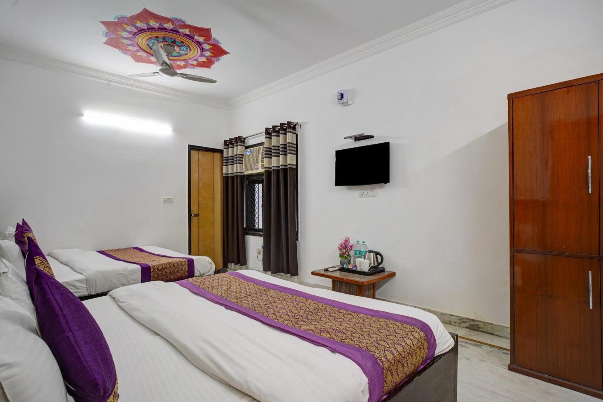 Hotel The Hindustan International - Traveller's Choice Award 2025 Of Winning 4*